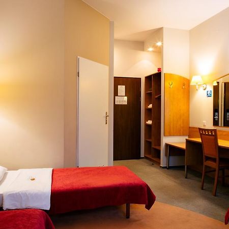 Comfortbiznes Pruszkow Ngoại thất bức ảnh