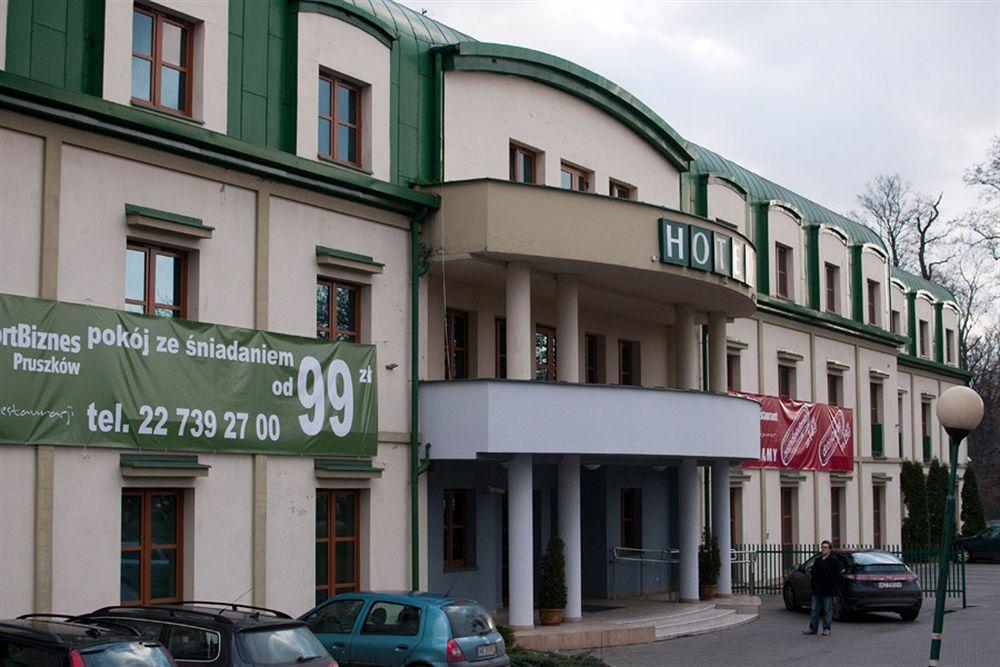 Comfortbiznes Pruszkow Ngoại thất bức ảnh