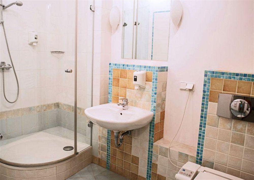 Comfortbiznes Pruszkow Ngoại thất bức ảnh