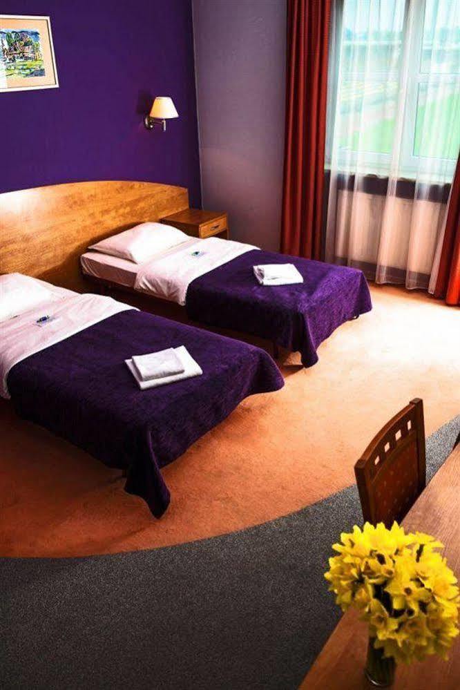 Comfortbiznes Pruszkow Ngoại thất bức ảnh